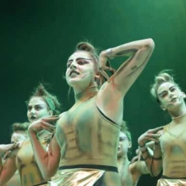 28276750_596285510716381_243728514497661894_n