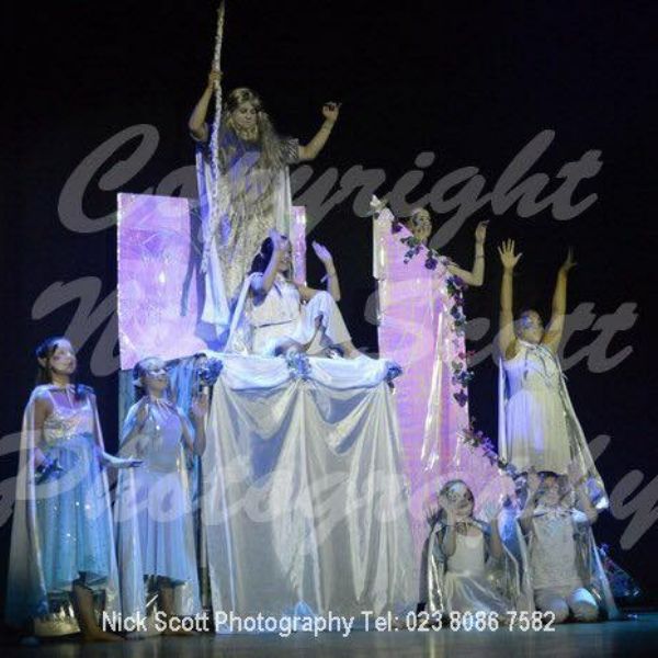 28279010_596179664060299_8856662300469662466_n