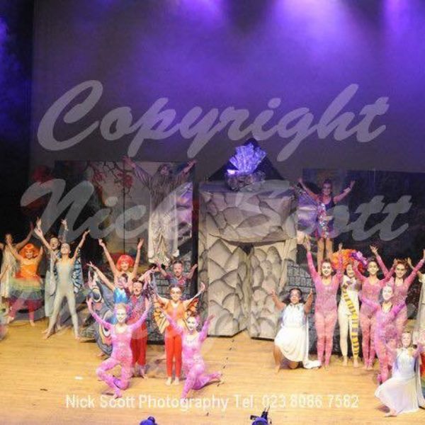 28467815_596179680726964_5254184884123661163_n