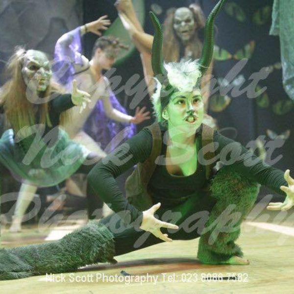 28468396_596179780726954_6591587346347129680_n