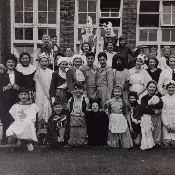 Alice in Wonderland 1955 - courtesy of Gwyneth Kemp